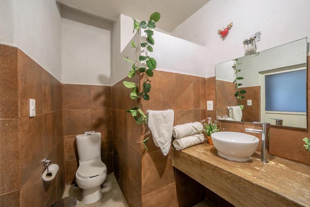 Colonial Charm Private With Bathroom Guanajuato