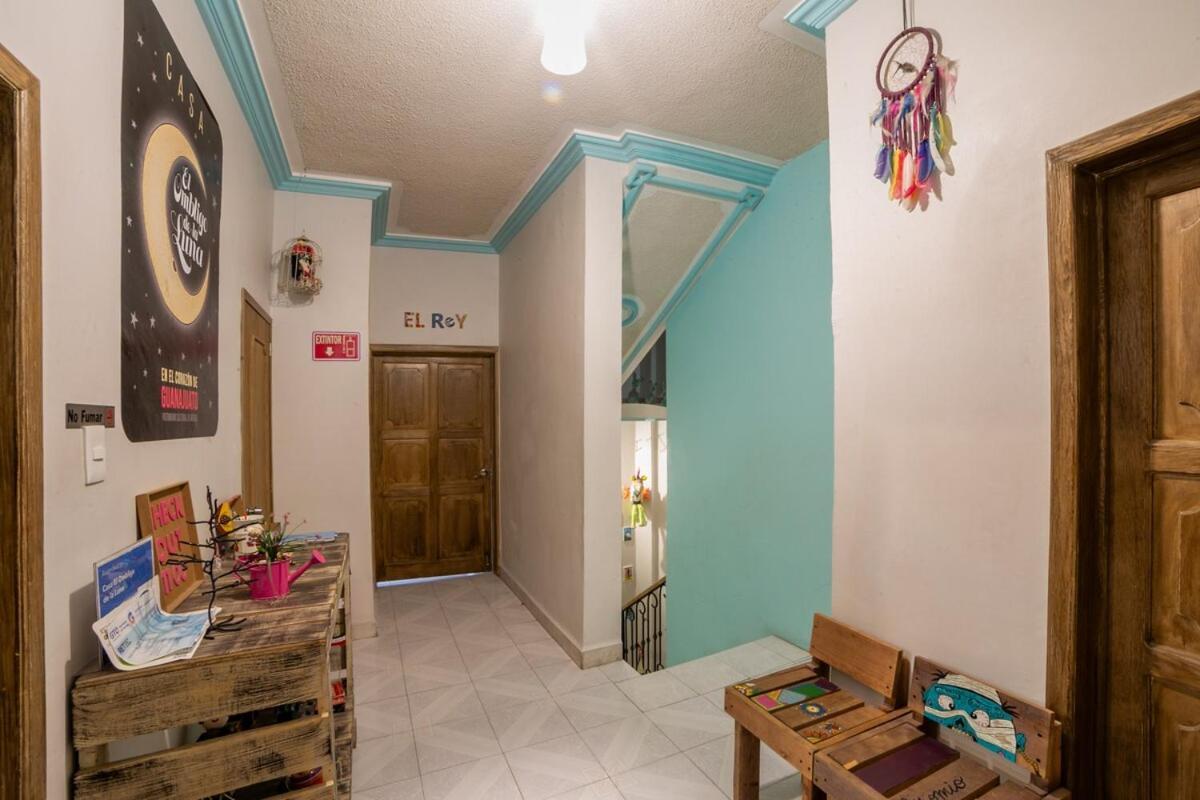Apartment Colonial Charm Private With Bathroom